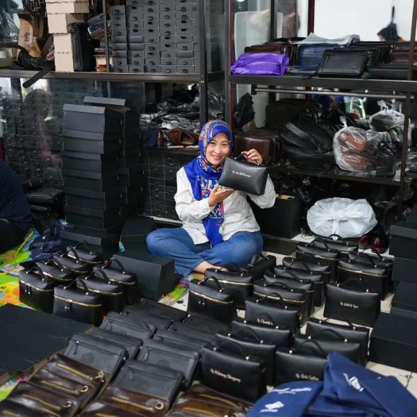 Pabrik tas kulit garut